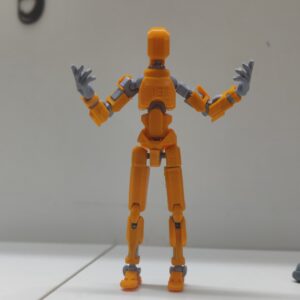 🤖 3D Printed Dummy 13 Robo Model – Futuristic Desktop Decor